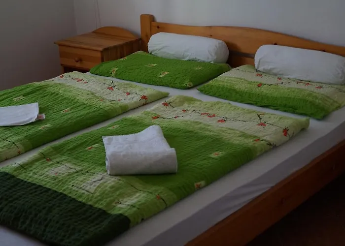 Eman Apartmanhaz Апартаменты Бюк